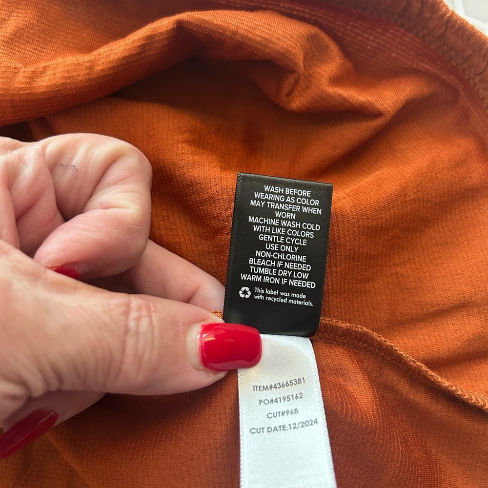 NWT Torrid Goddess Neck Tank Ribbed Rust Orange Size 3 (22/24) - Picture 6 of 7